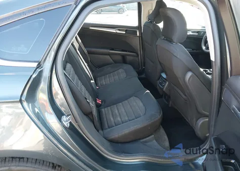 2016 Ford Fusion Se z USA, uszkodzony, nr VIN 3FA6P0H76GR117394